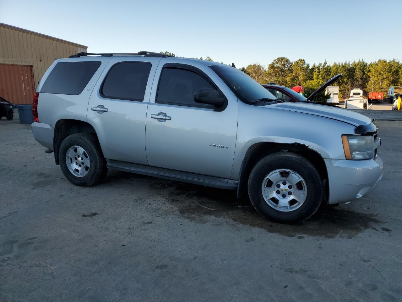 2010 Chevrolet Tahoe - Image 4