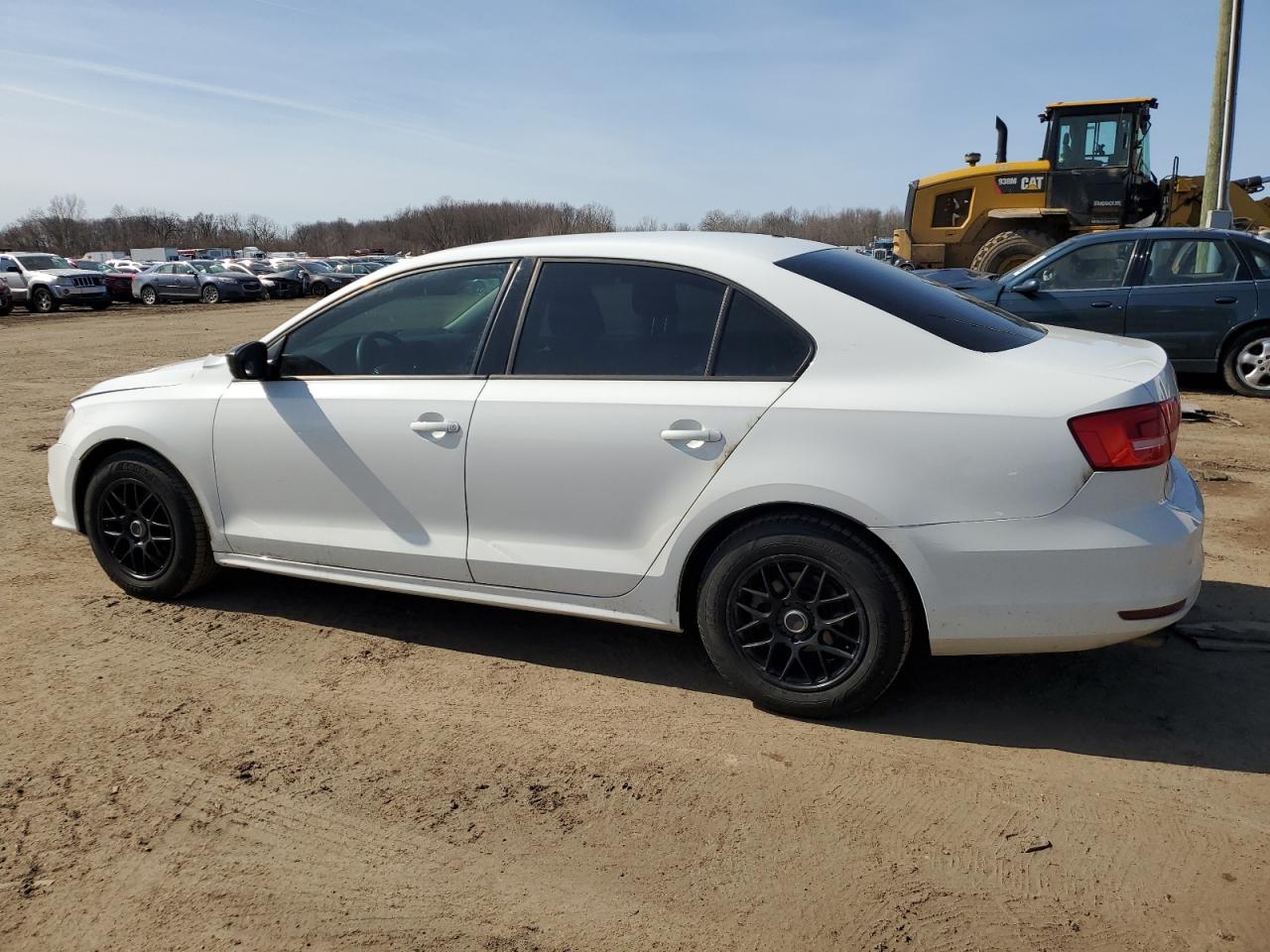 2015 Volkswagen Jetta - Image 2