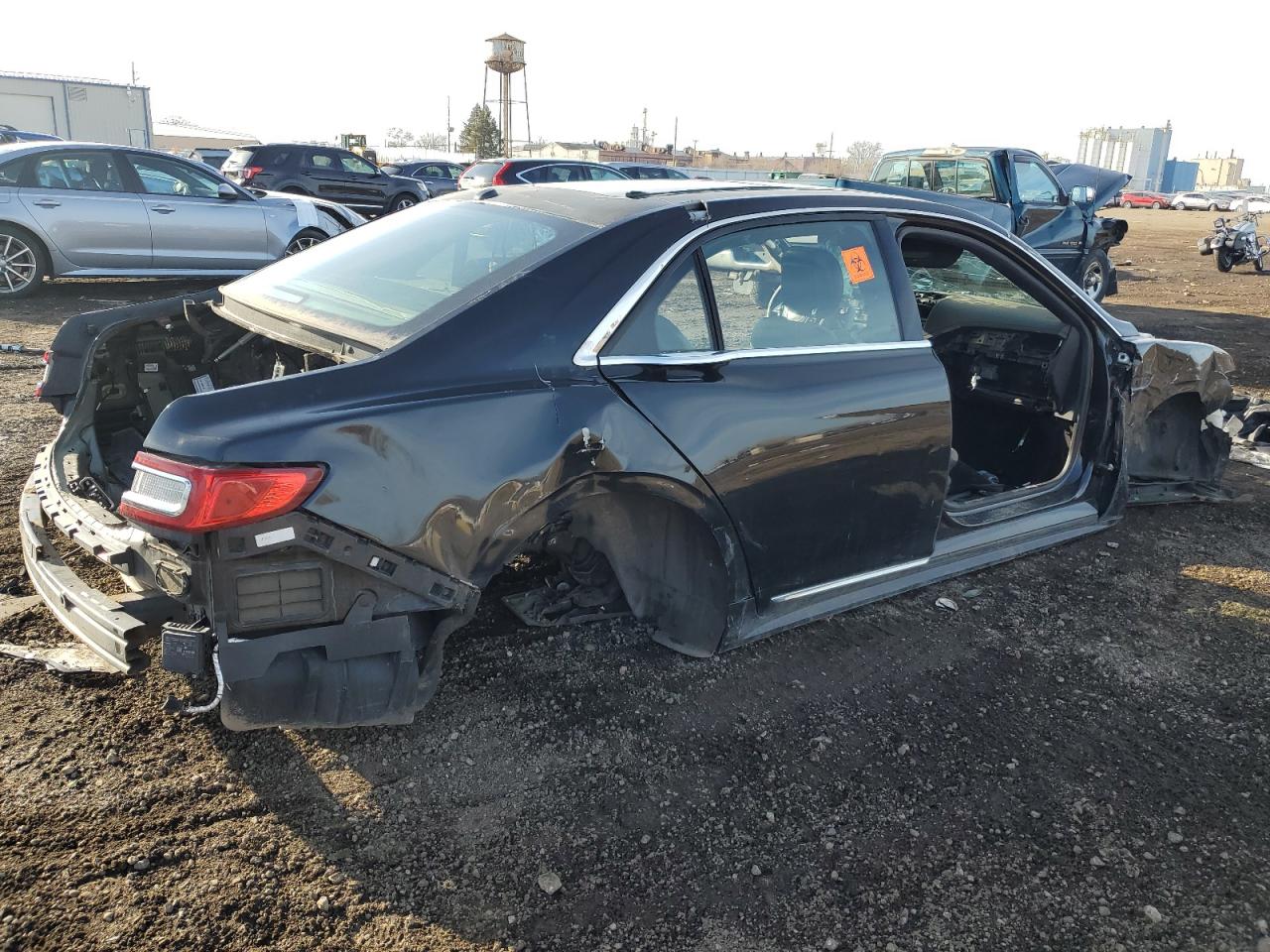 2017 Lincoln Continental - Image 3