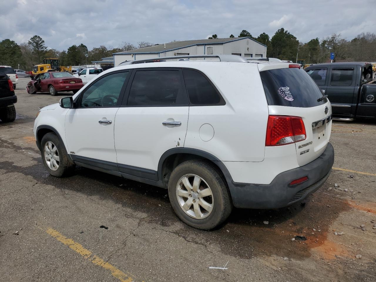 2011 Kia Sorento - Image 2