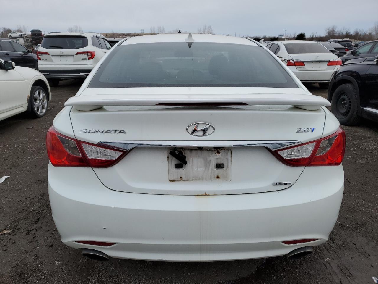 2011 Hyundai Sonata - Image 6