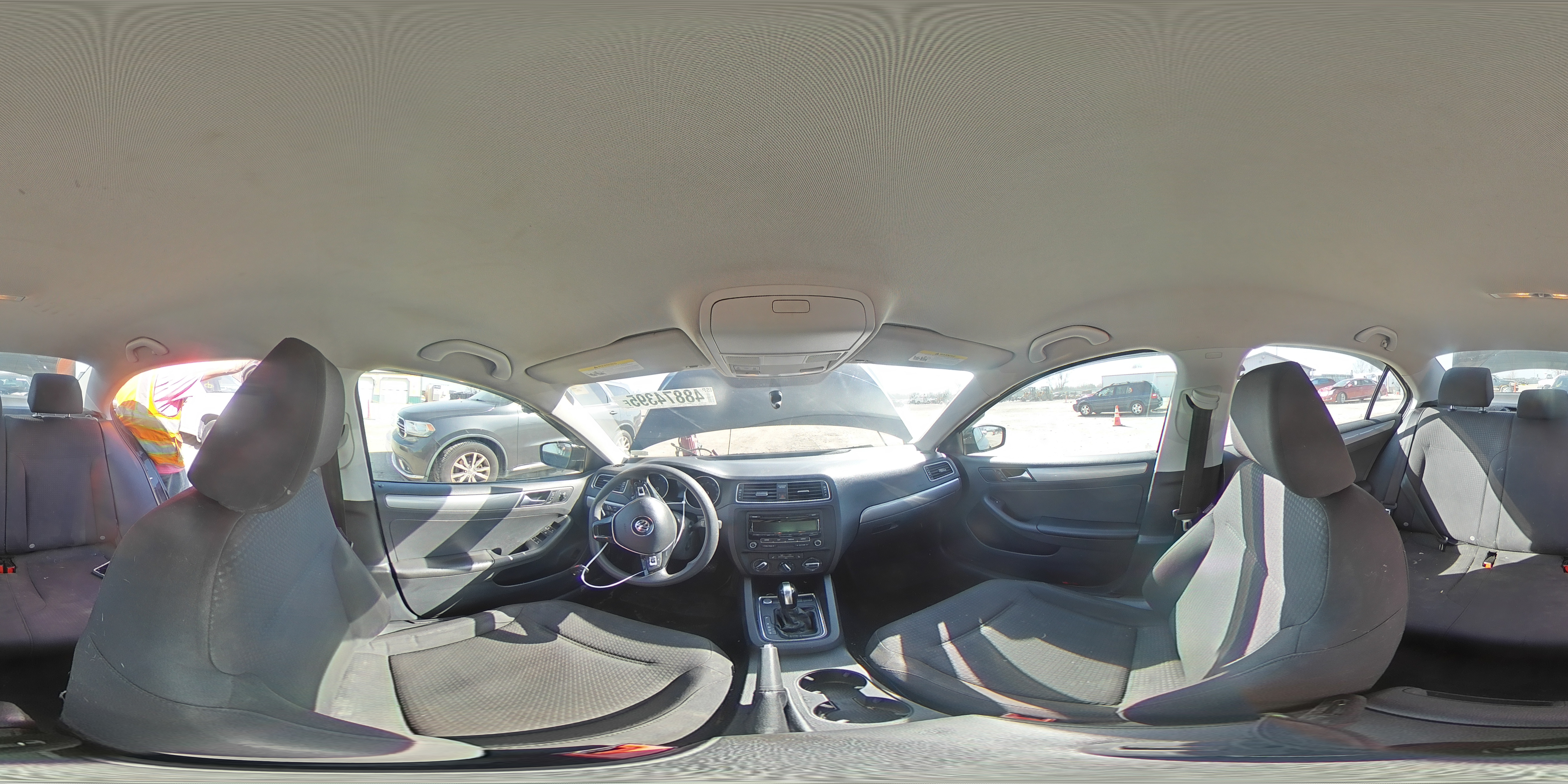 2015 Volkswagen Jetta - Image 12