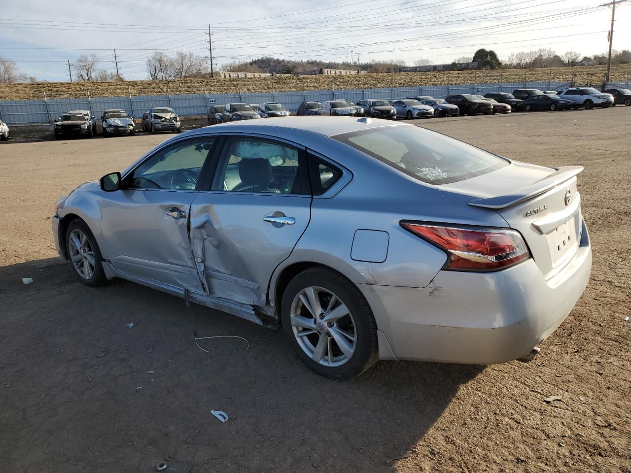 2014 Nissan Altima - Image 2