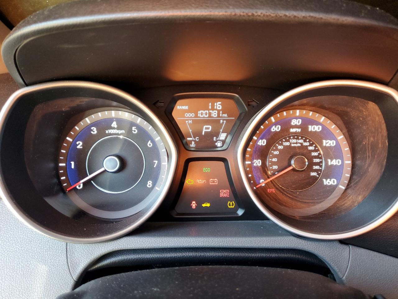 2012 Hyundai Elantra - Image 9