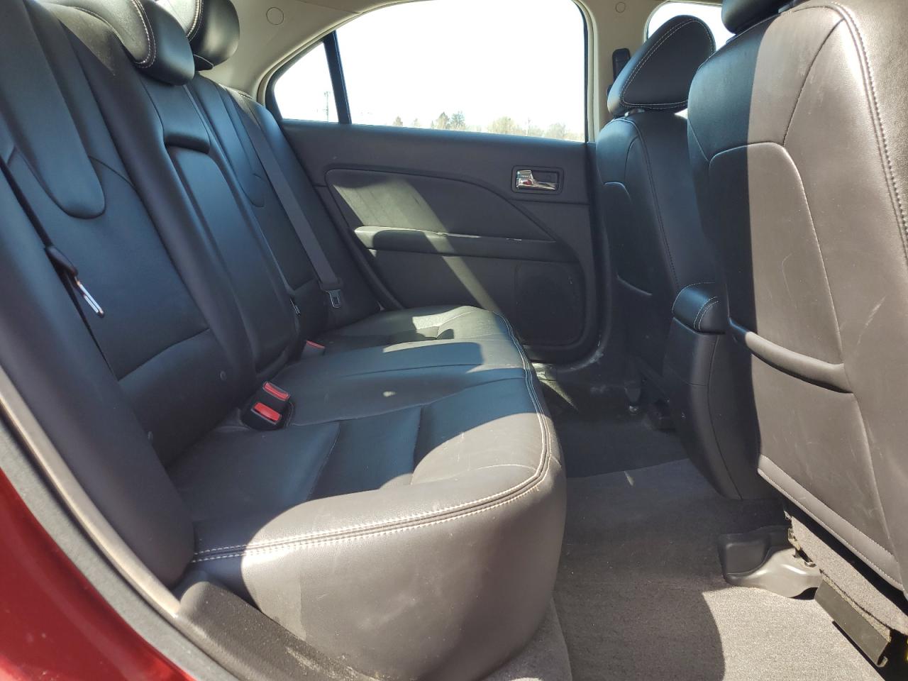 2012 Ford Fusion - Image 10
