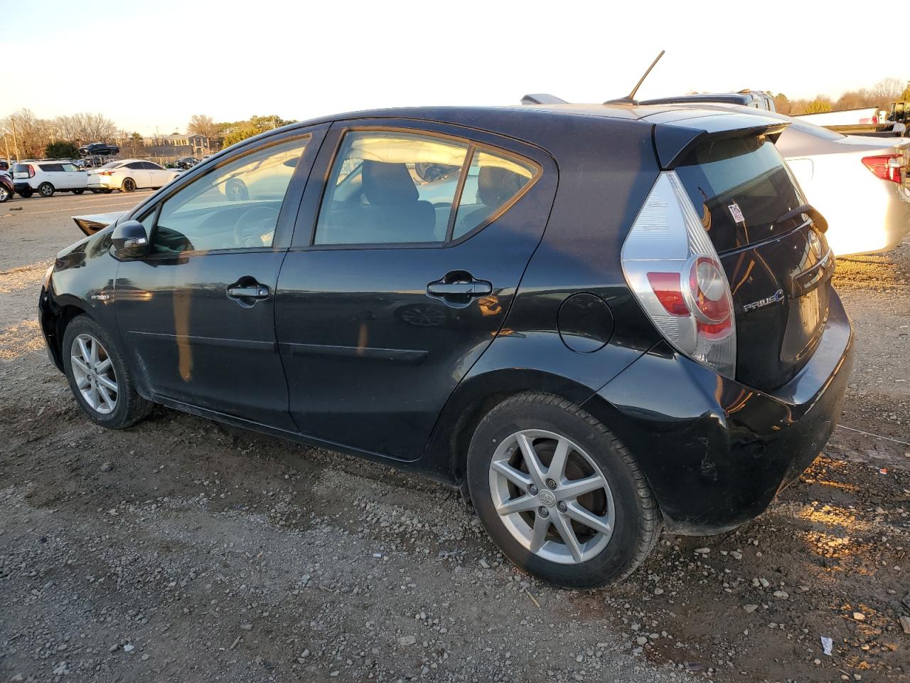 2014 Toyota Prius - Image 2