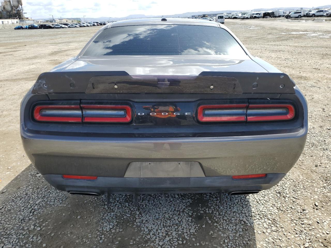 2015 Dodge Challenger - Image 6