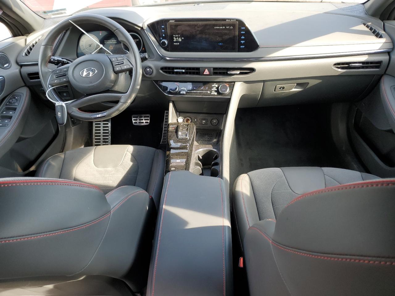 2022 Hyundai Sonata - Image 8