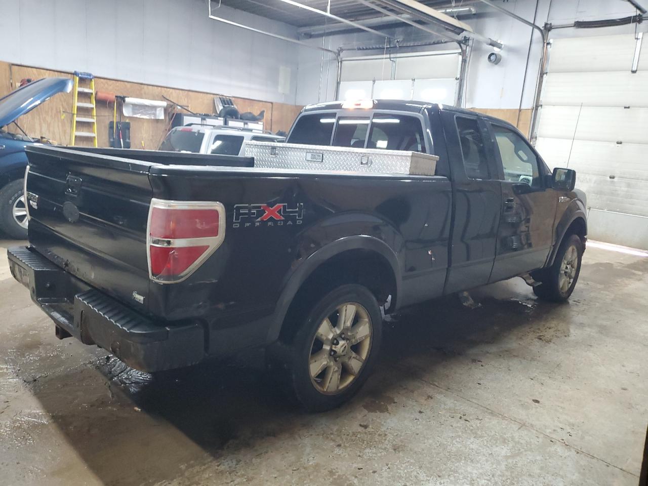 2010 Ford F-150 - Image 3