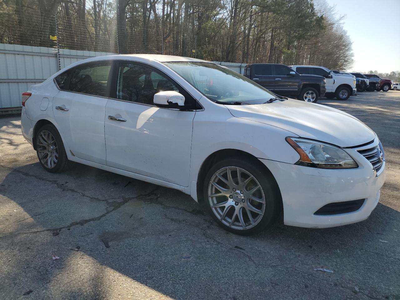 2015 Nissan Sentra - Image 4