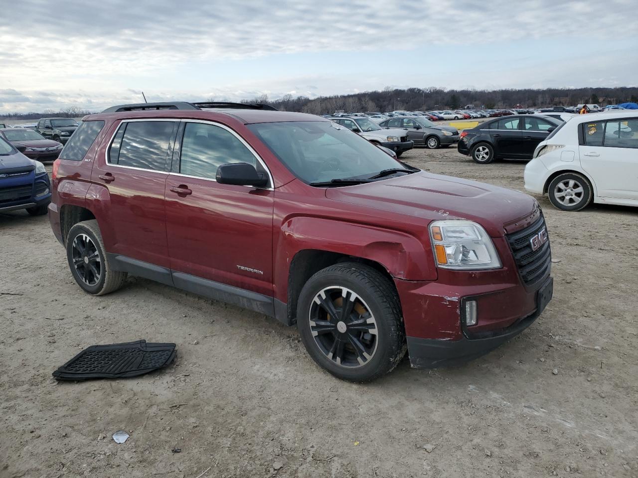 2017 GMC Terrain - Image 4