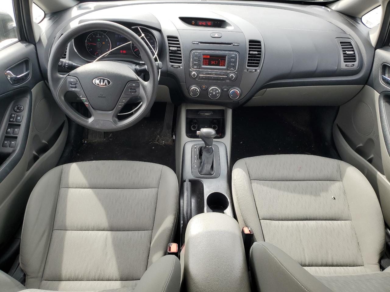 2016 Kia Forte - Image 8