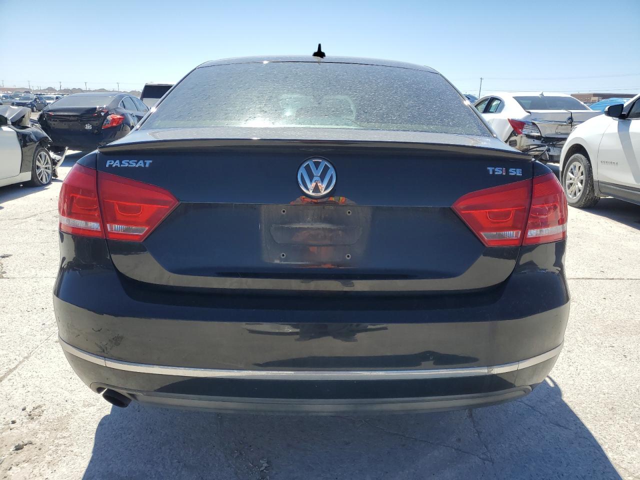 2015 Volkswagen Passat - Image 6
