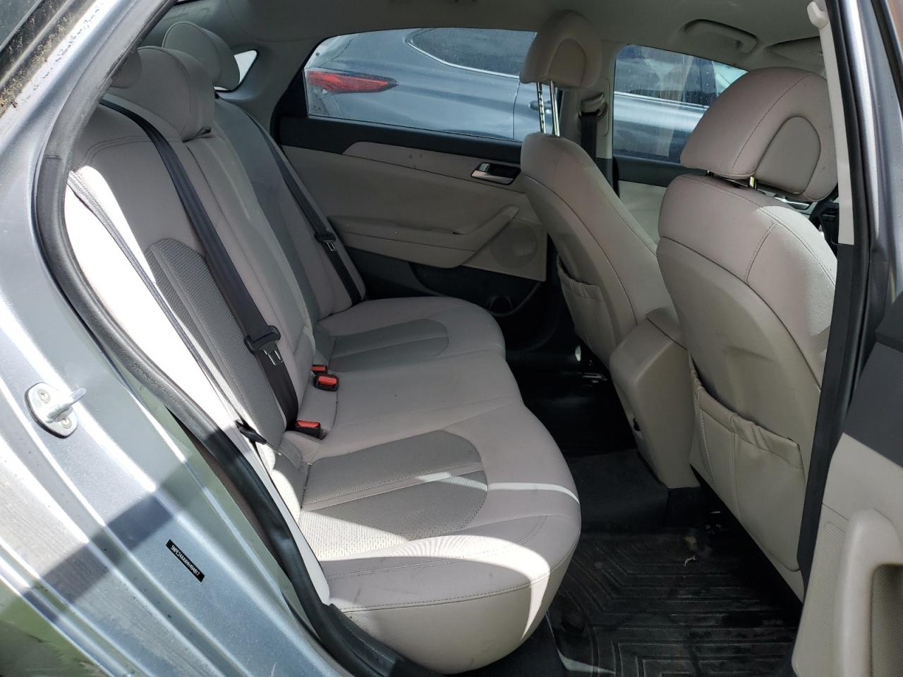 2017 Hyundai Sonata - Image 10