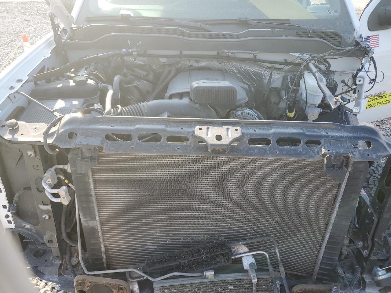 2015 Chevrolet Silverado - Image 11