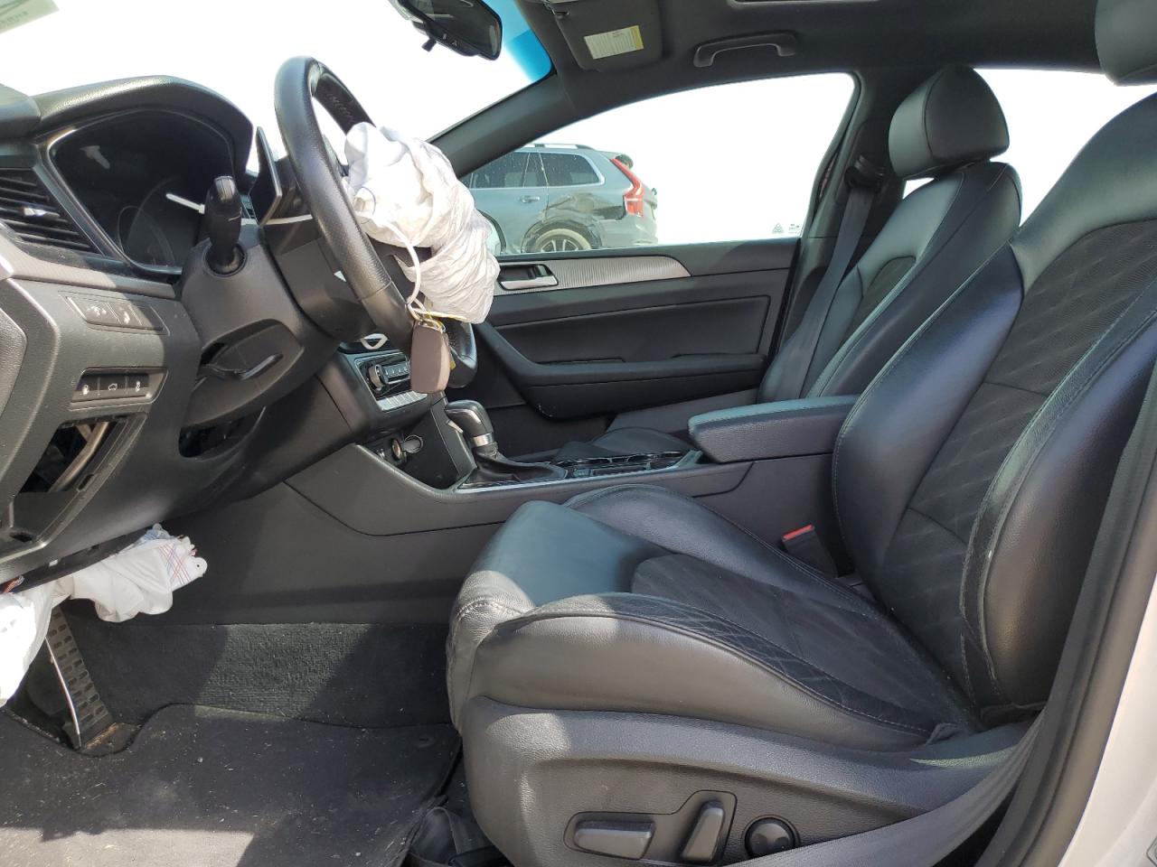 2018 Hyundai Sonata - Image 7
