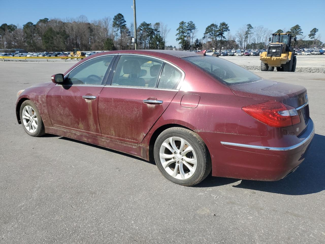 2013 Hyundai Genesis - Image 2