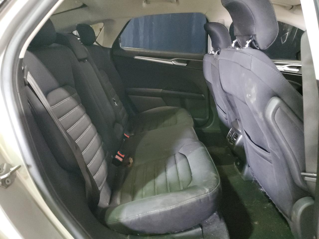 2015 Ford Fusion - Image 10