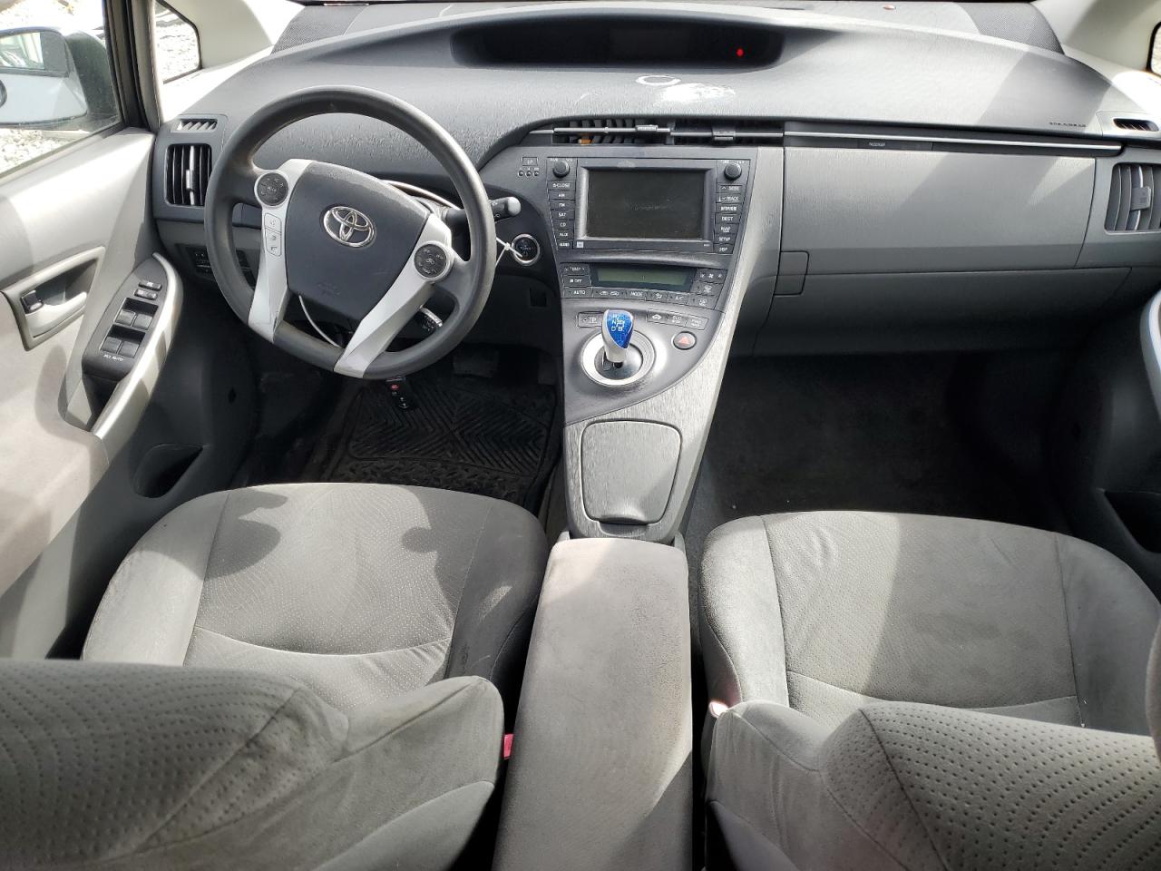 2010 Toyota Prius - Image 8