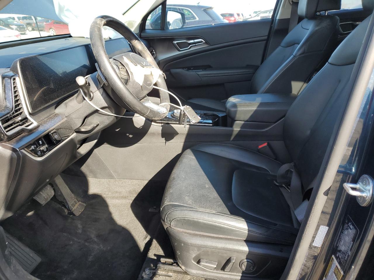 2023 Kia Sportage - Image 7