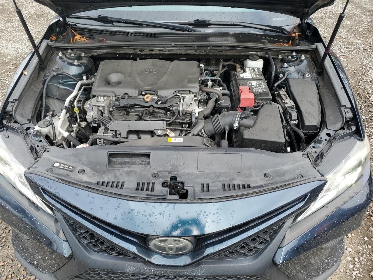 2019 Toyota Camry - Image 11