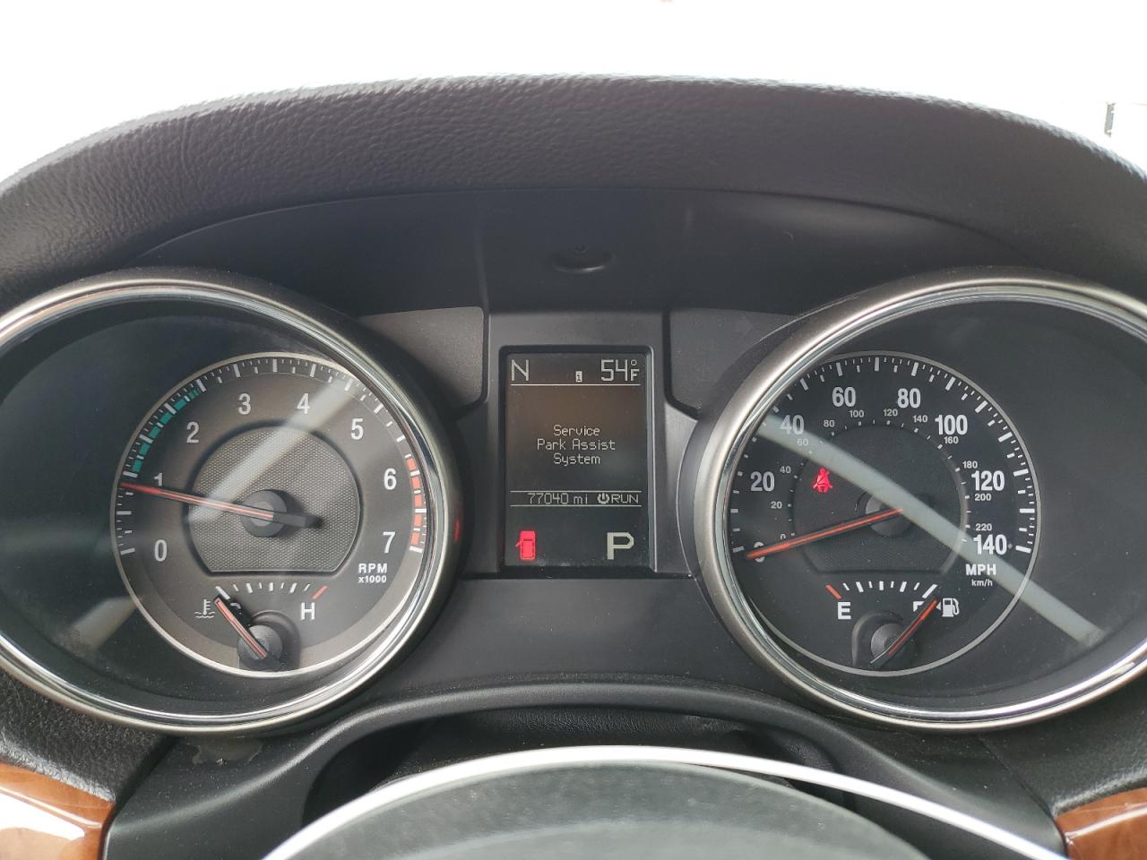 2012 Jeep Grand Cherokee - Image 9