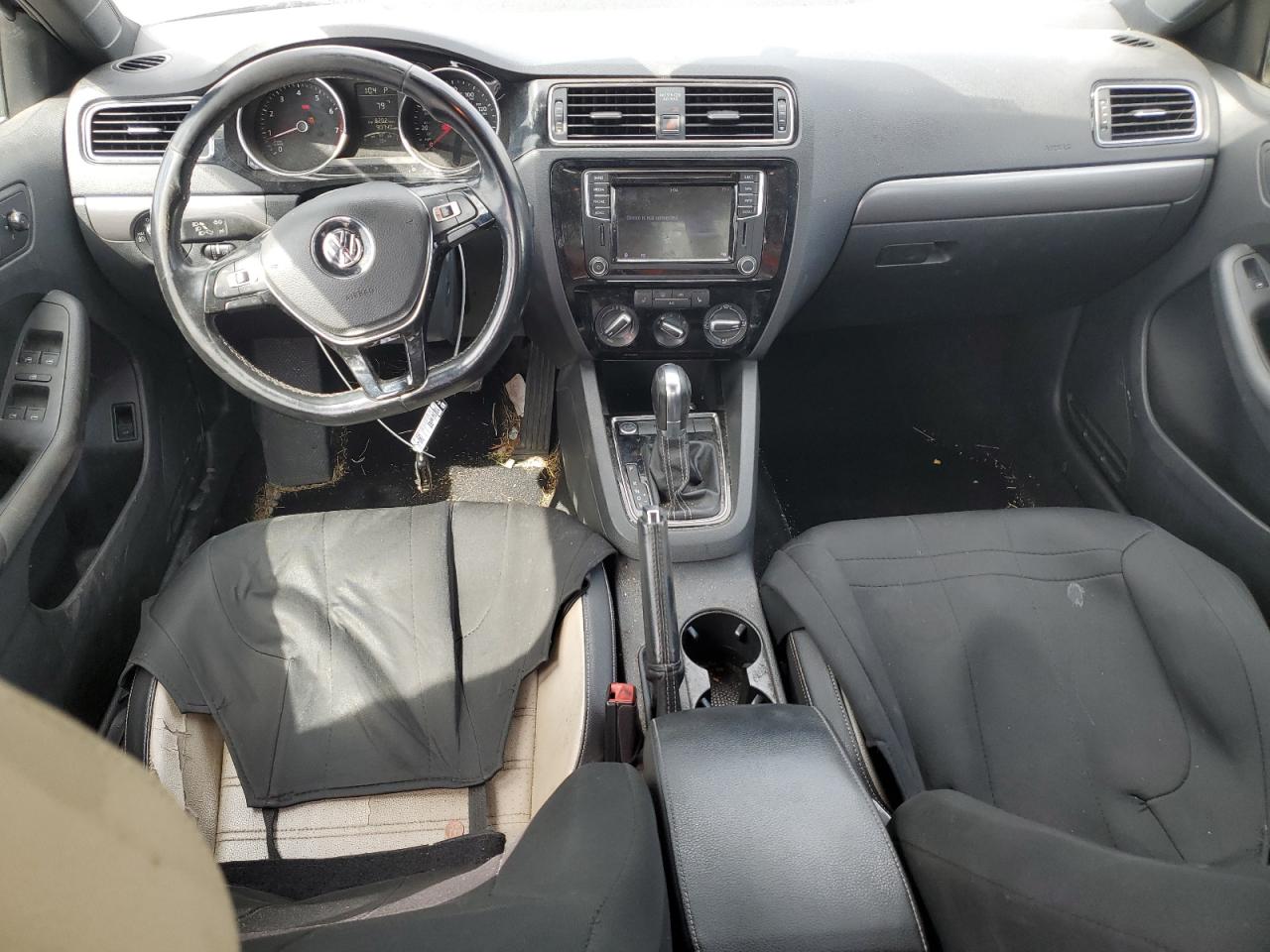 2017 Volkswagen Jetta - Image 8