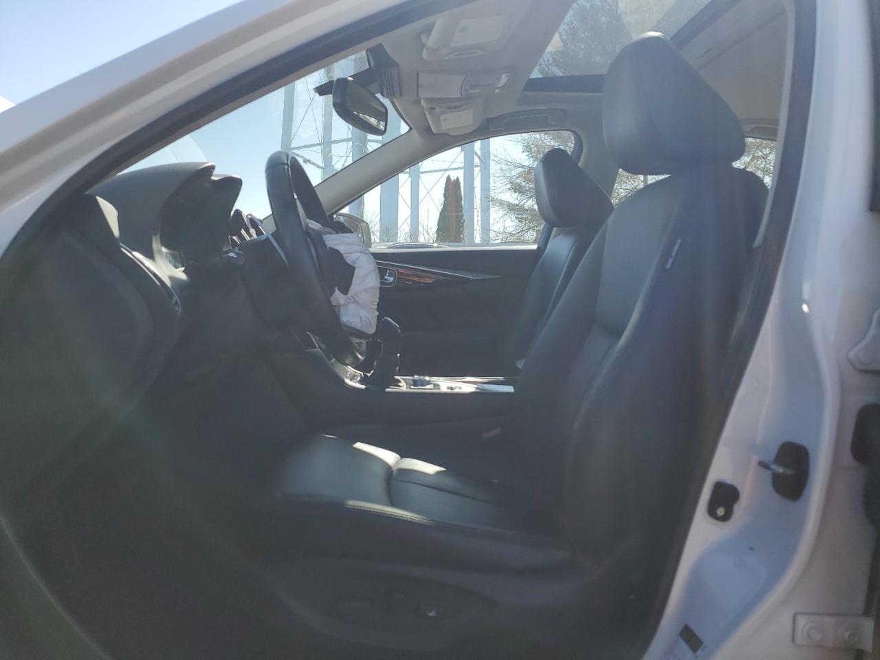 2019 Infiniti Q50 - Image 7