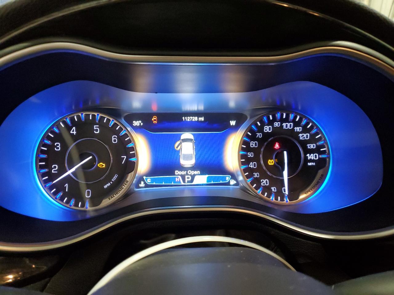 2015 Chrysler 200 - Image 9