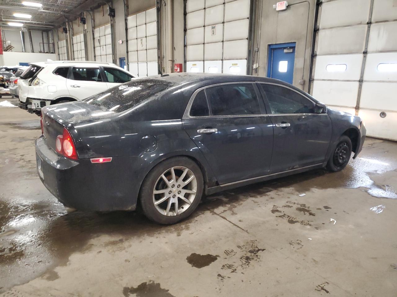 2010 Chevrolet Malibu - Image 3