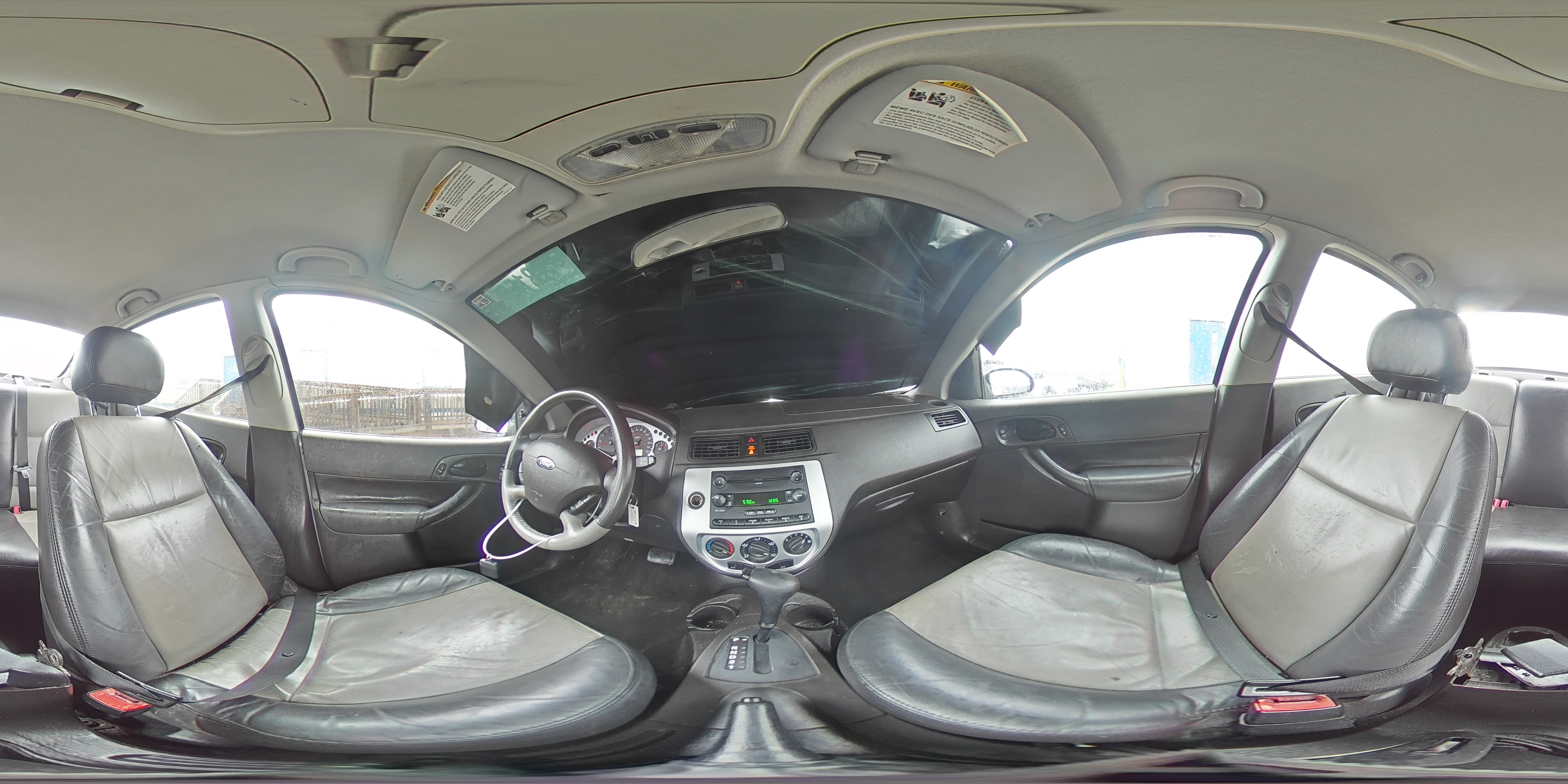 2007 Ford Focus - Image 12