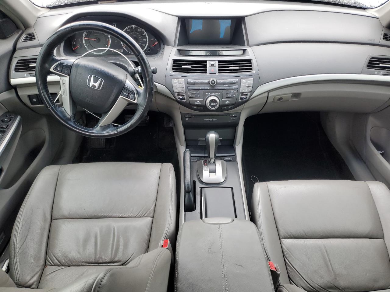 2009 Honda Accord - Image 8