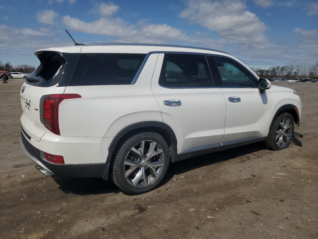 2020 Hyundai Palisade - Image 3