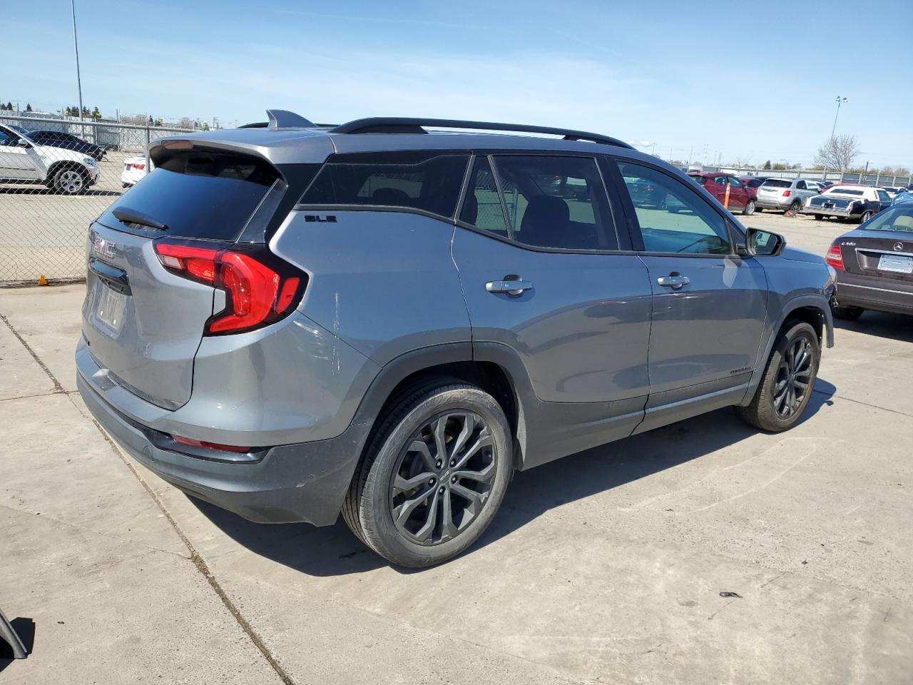 2020 GMC Terrain - Image 3