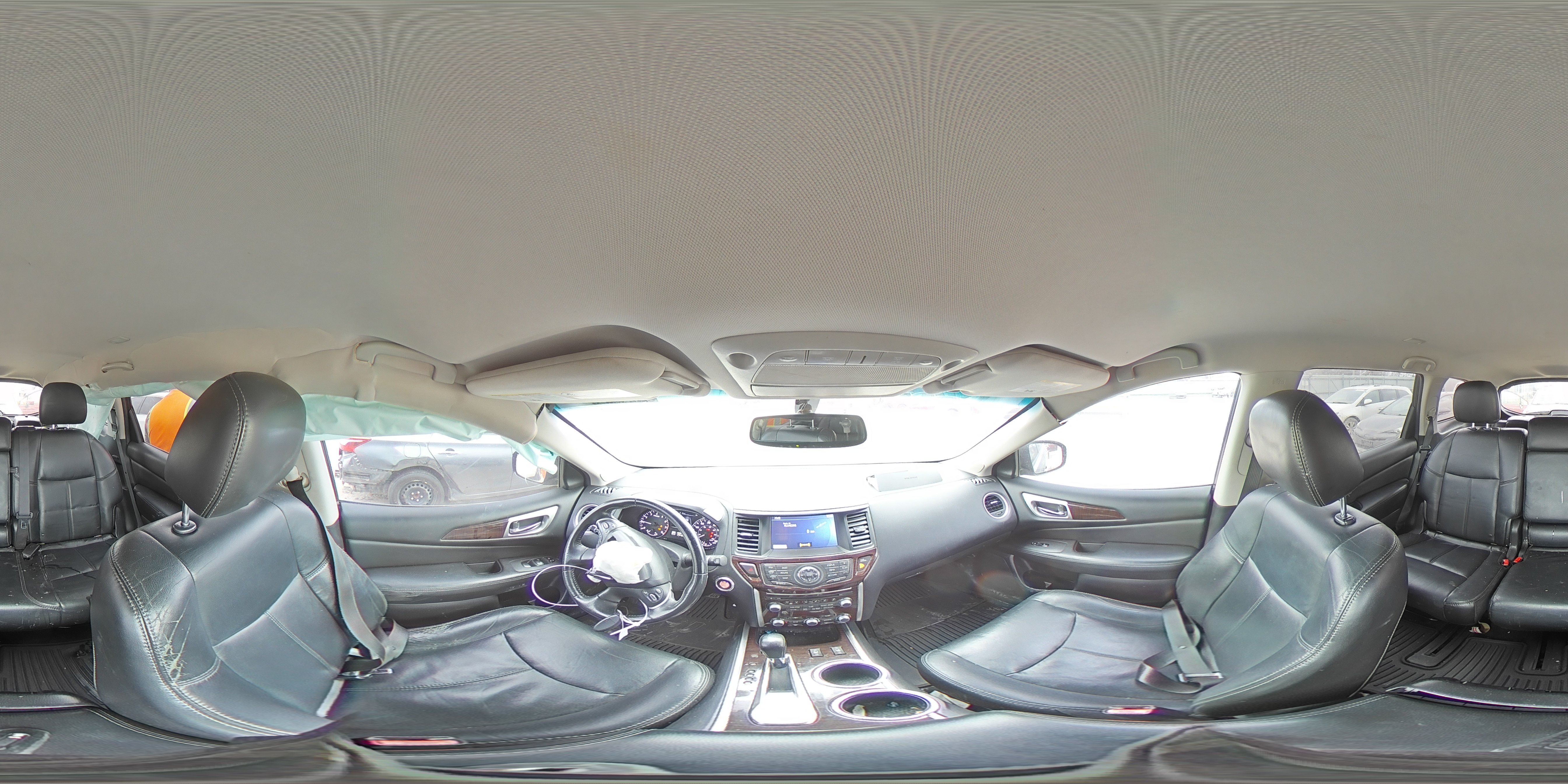 2014 Nissan Pathfinder - Image 13