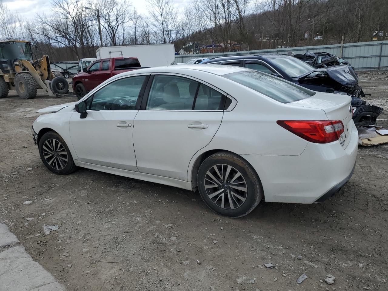 2018 Subaru Legacy - Image 2