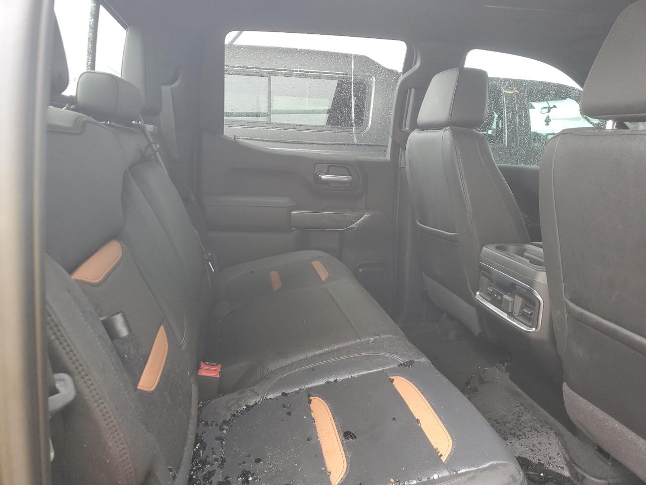 2022 GMC Sierra - Image 10