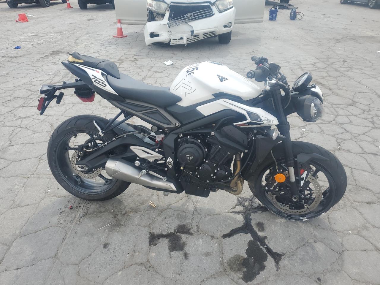 2024 Triumph Motorcycle Street Triple 765 R продається в Lebanon, TN - Front End