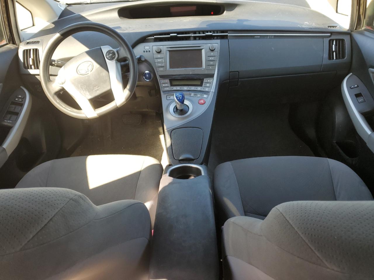 2012 Toyota Prius - Image 8