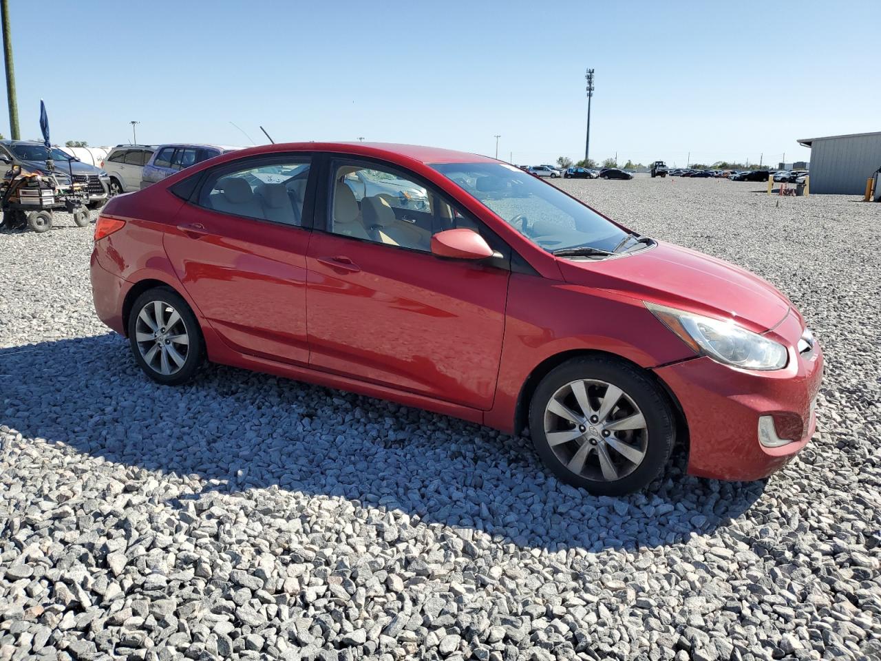 2013 Hyundai Accent - Image 4