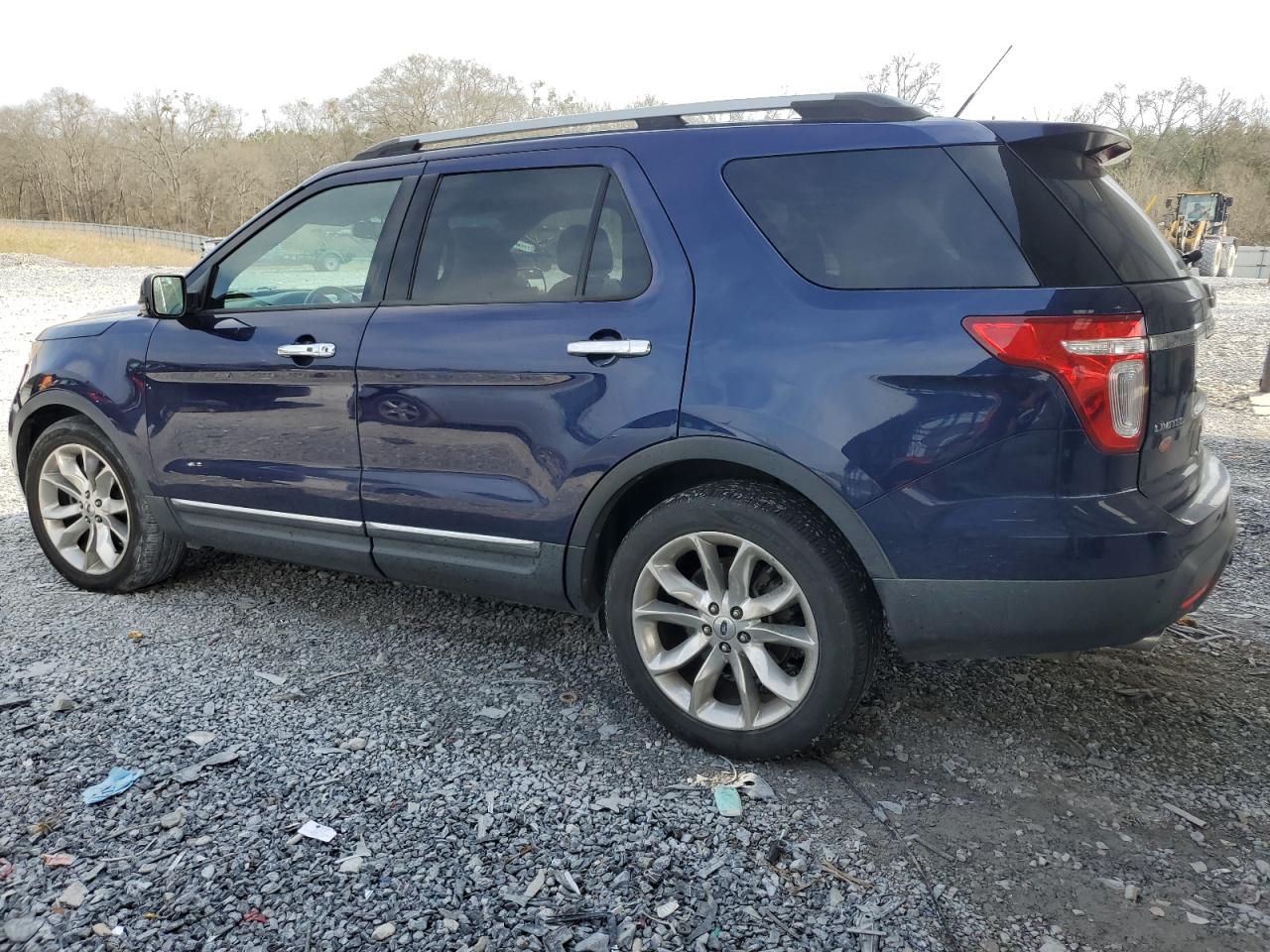 2011 Ford Explorer - Image 2