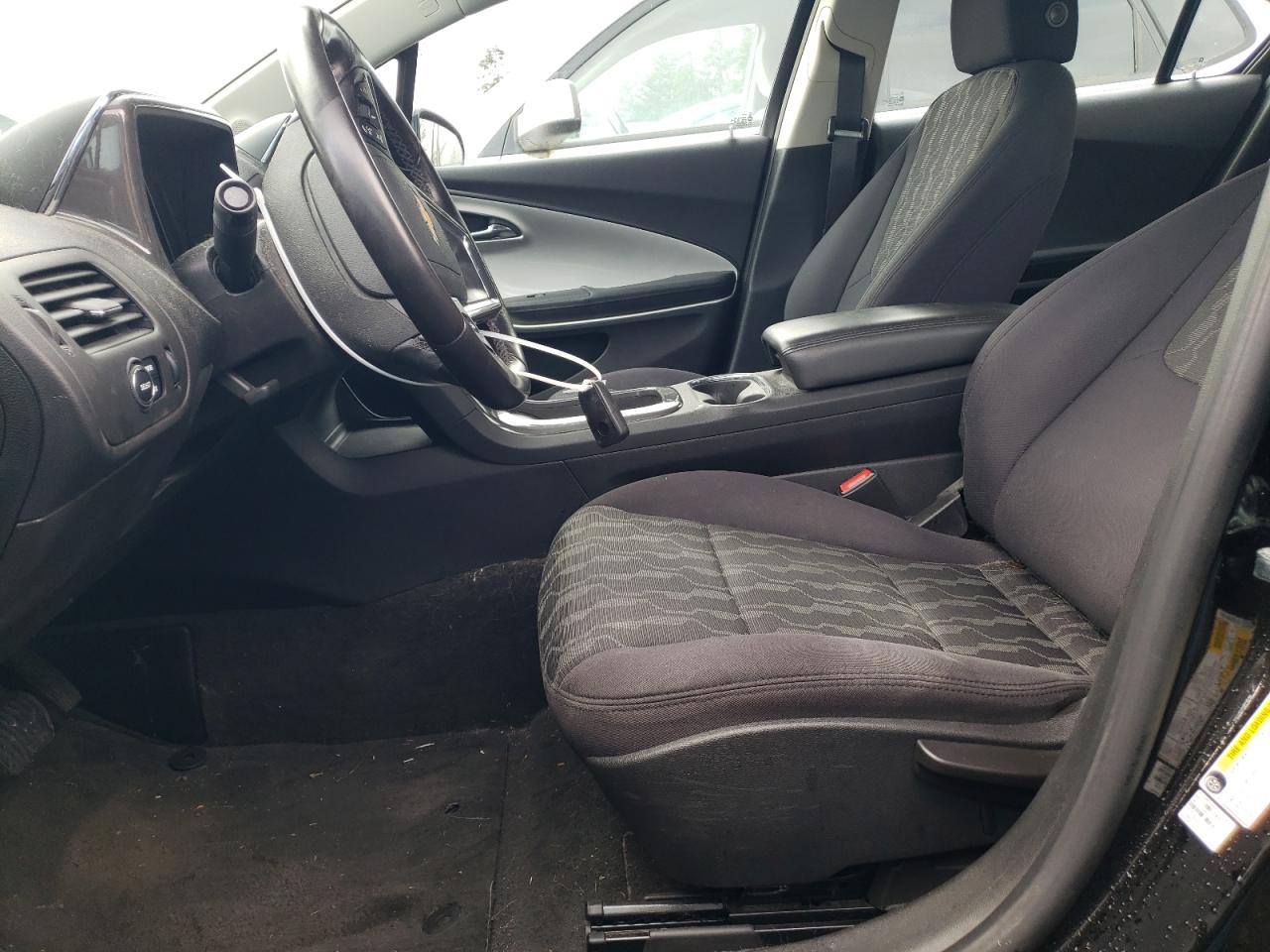 2015 Chevrolet Volt - Image 7
