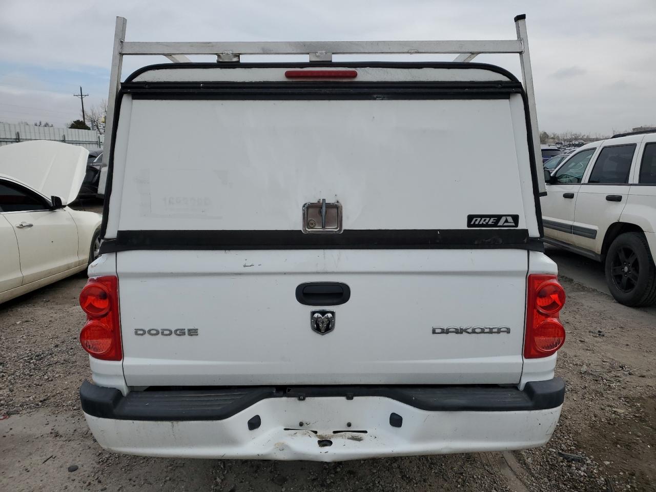 2011 Dodge Dakota - Image 6