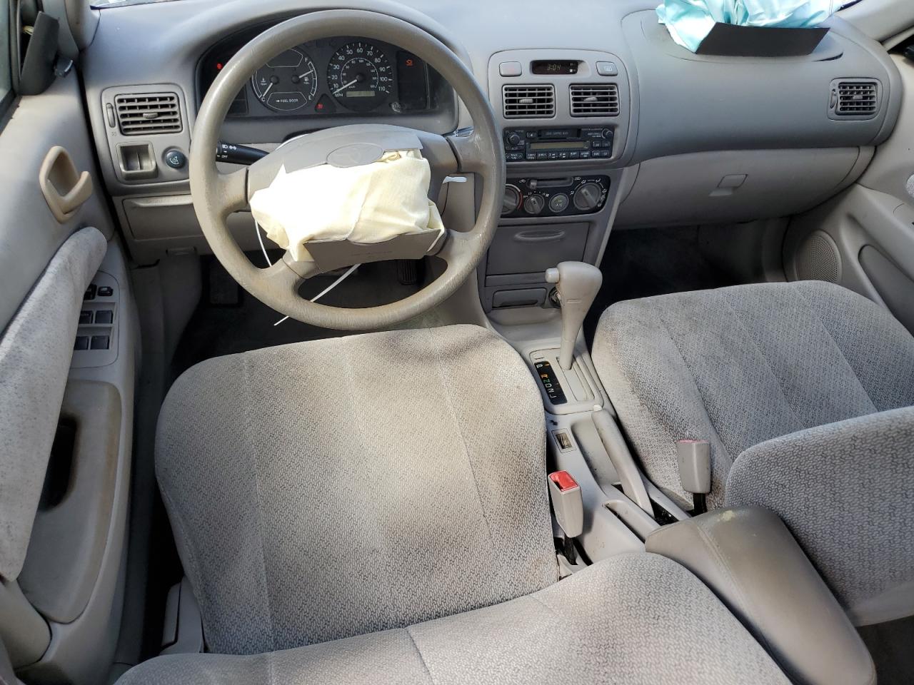 2000 Toyota Corolla - Image 8