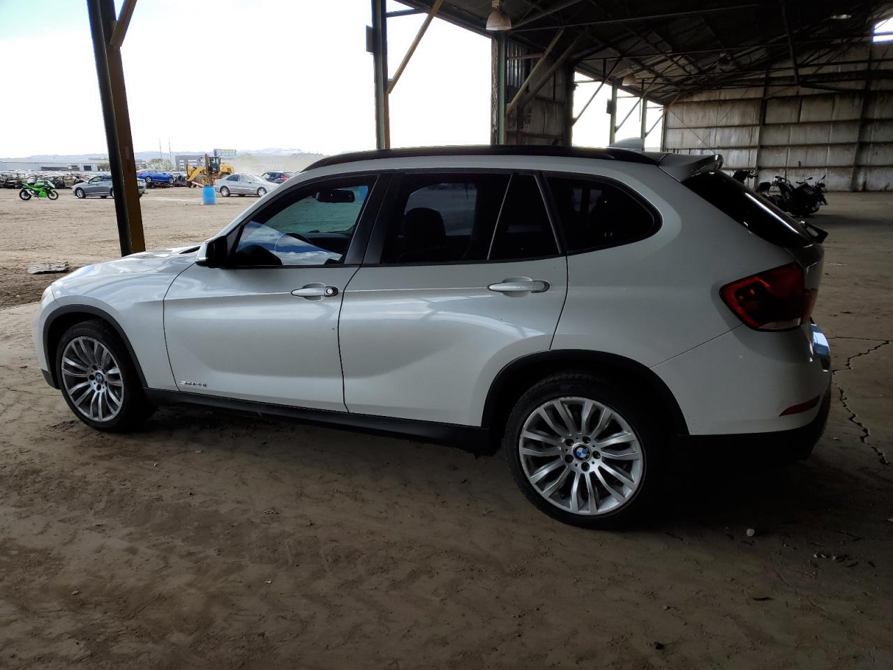 2014 BMW X1 - Image 2