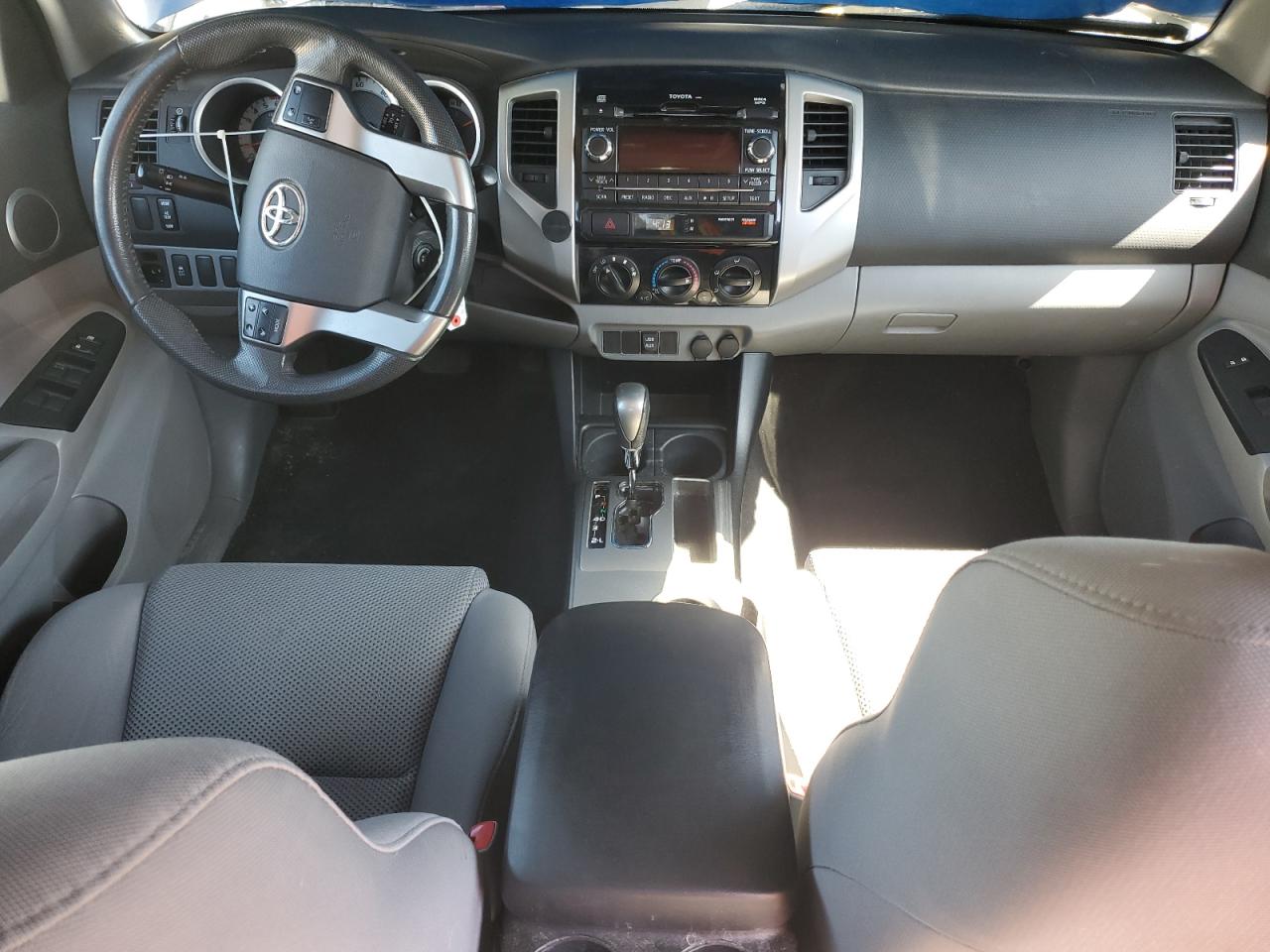 2012 Toyota Tacoma - Image 8