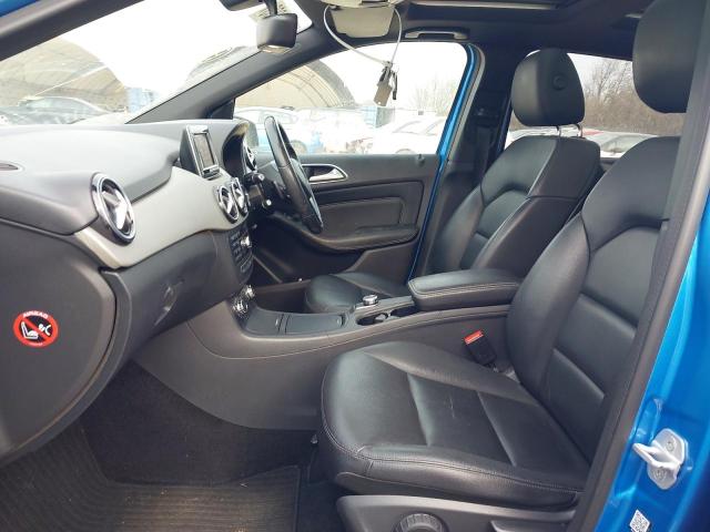 2013 MERCEDES BENZ B220 SPORT