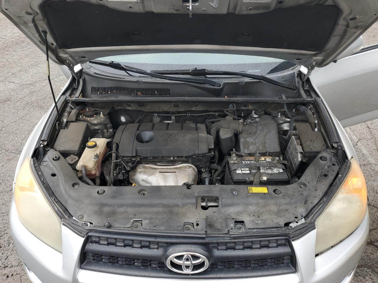 2011 Toyota RAV 4 - Image 12