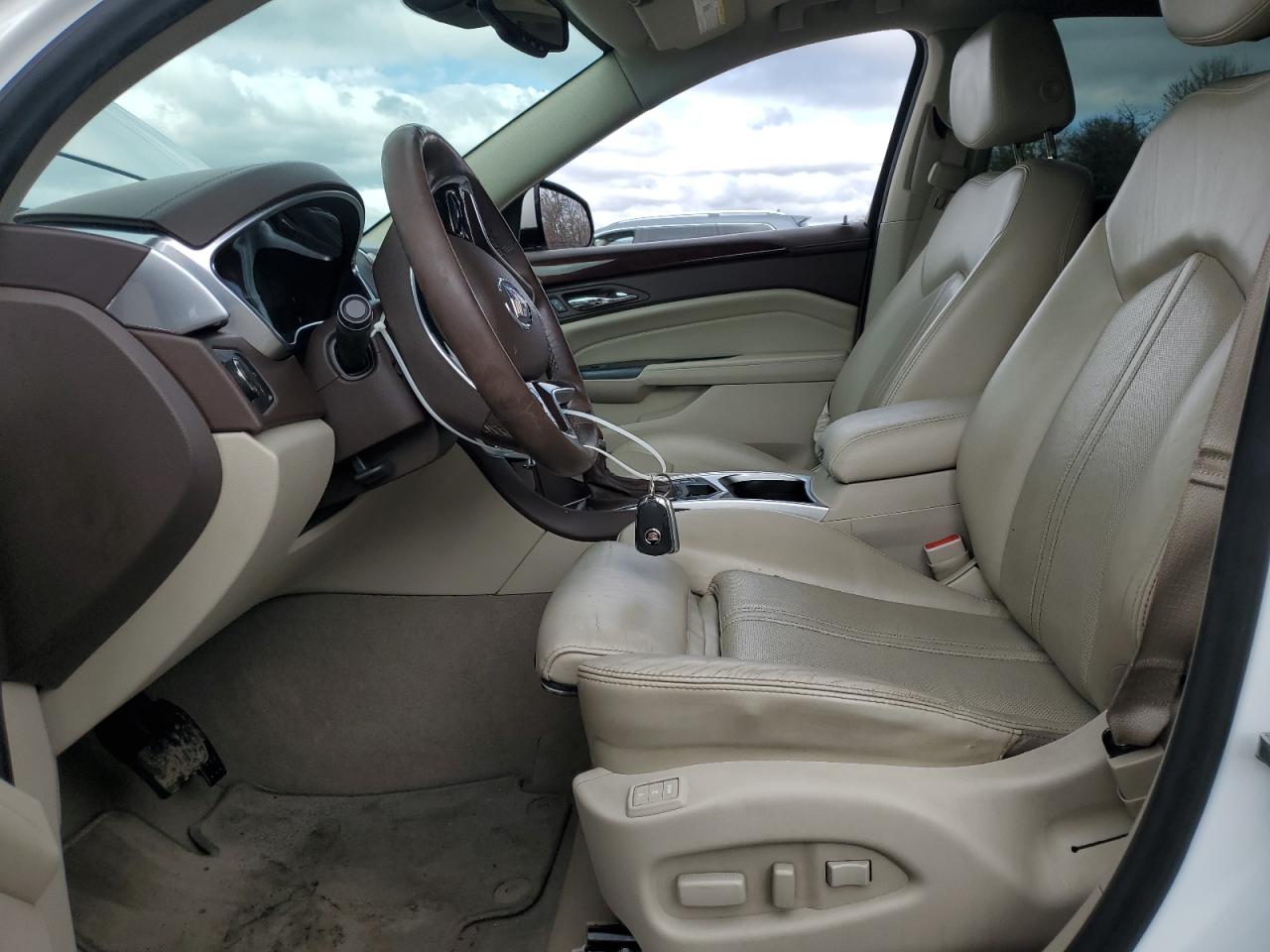 2015 Cadillac SRX - Image 7