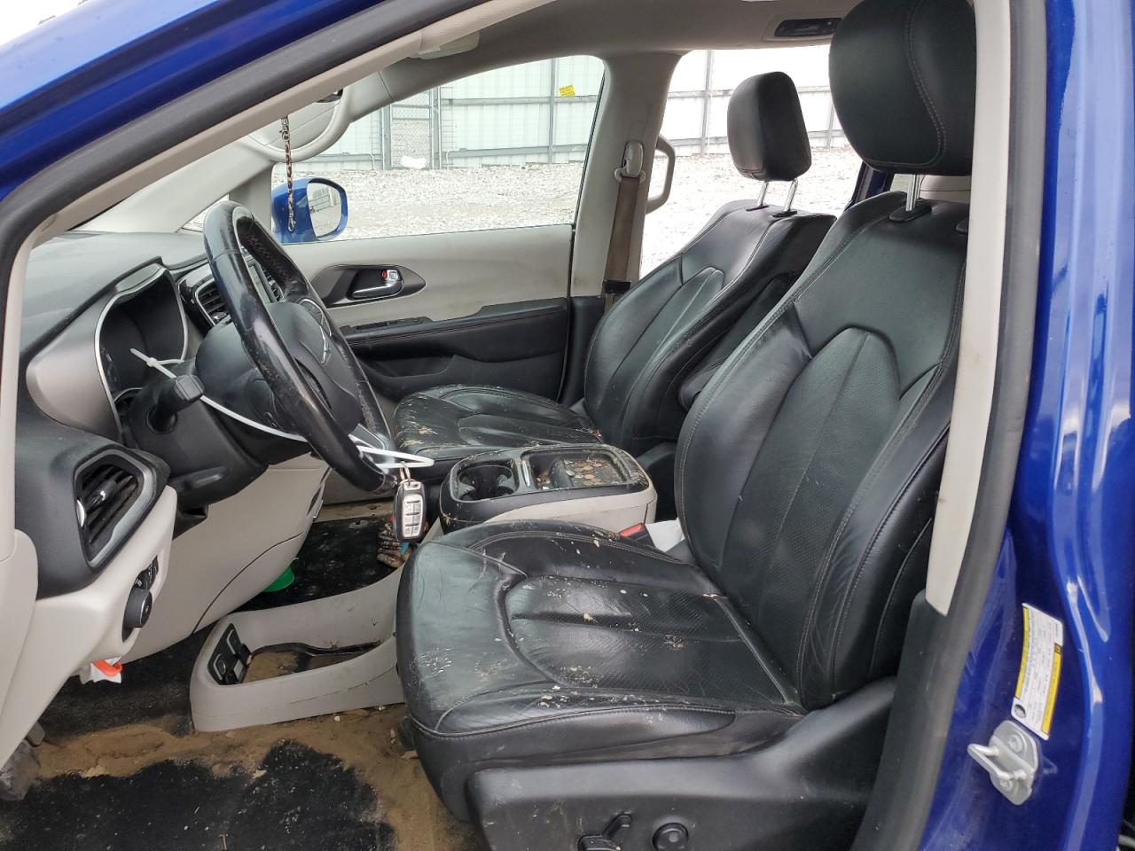 2020 Chrysler Pacifica - Image 7